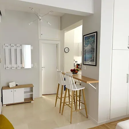 Apartment Stylish Nest - Location *