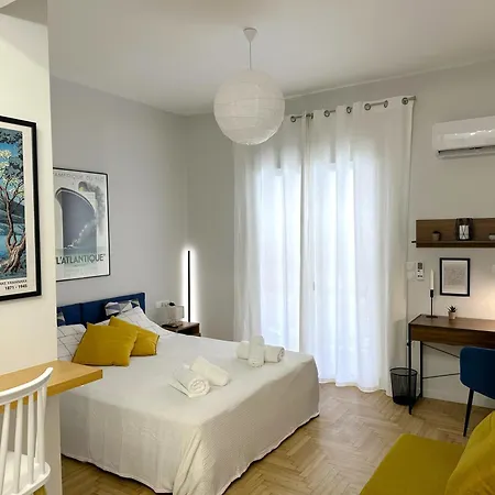 Stylish Nest - Location Apartment